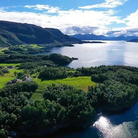 Cosy Farmhouse With Fjord View Holiday home Molde