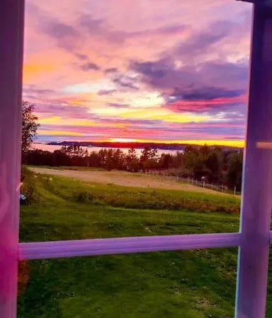 度假居 Cosy Farmhouse With Fjord View 莫尔德